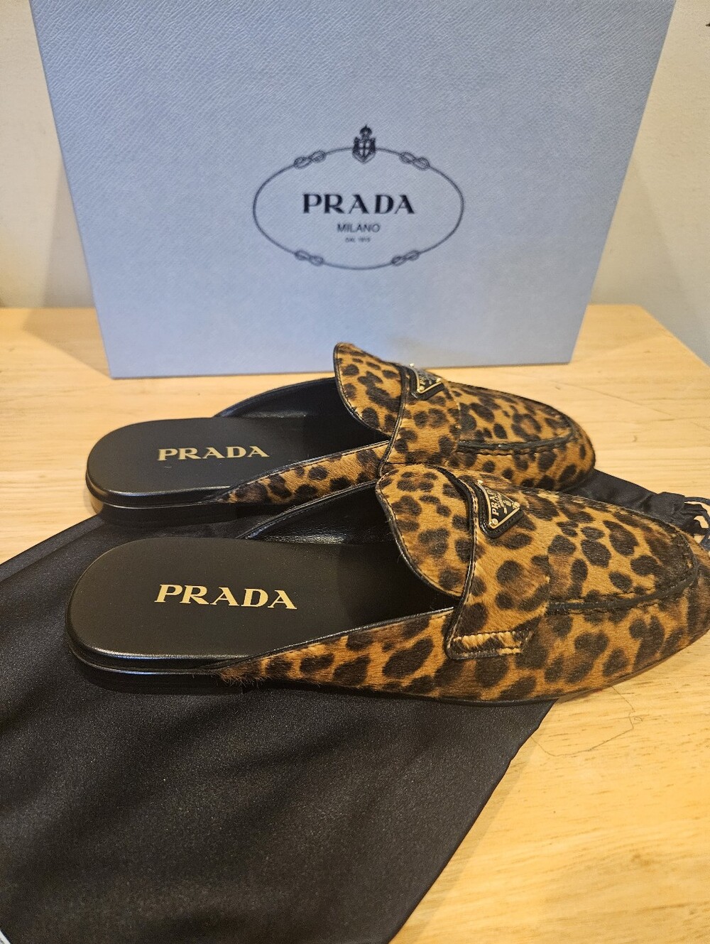 $1320 Prada Women's Leopard-Print Leather Mules Size 36.5 - Picture 4 of 10